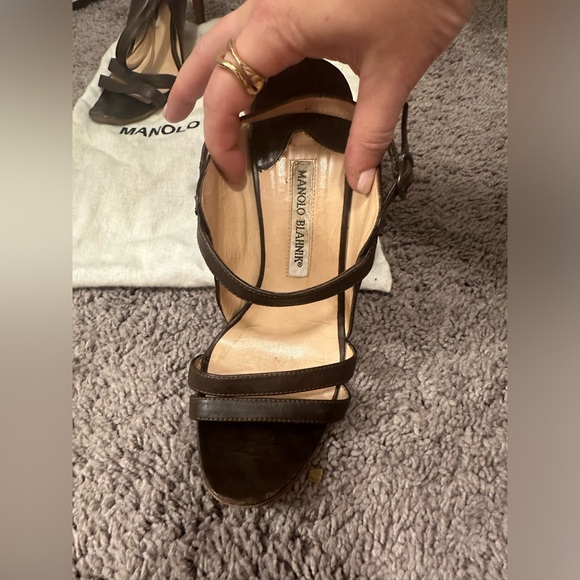 MANOLO BLAHNIK BROWN LEATHER SLINGBACK SANDALS - Picture 4 of 8